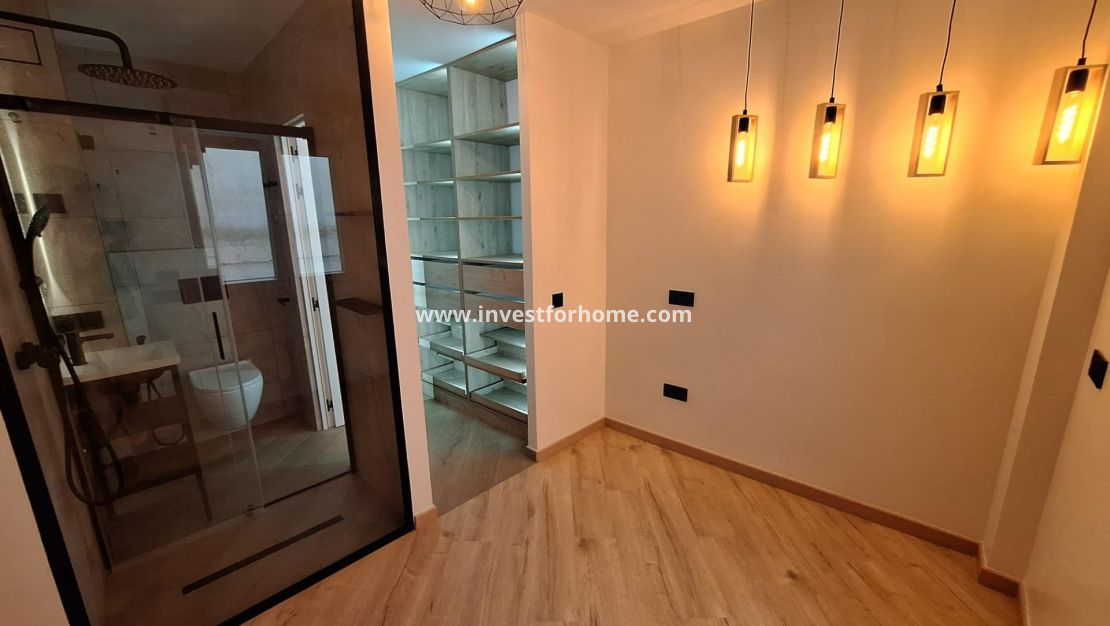 Reventa - Apartamento - Torrevieja - Playa de los Locos