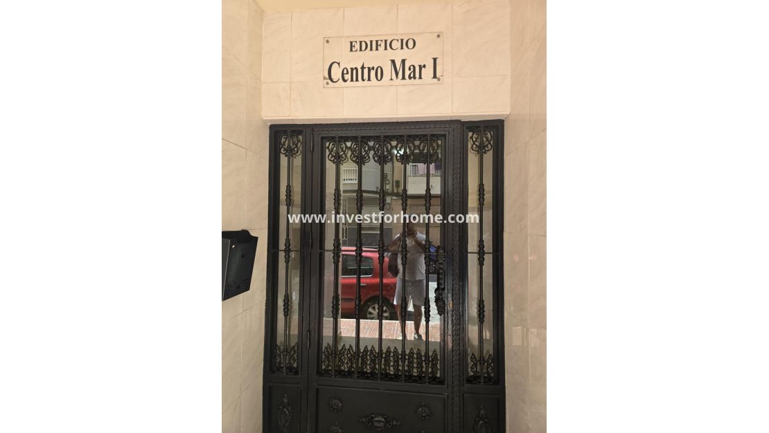 Reventa - Apartamento - Torrevieja - Playa de los Locos