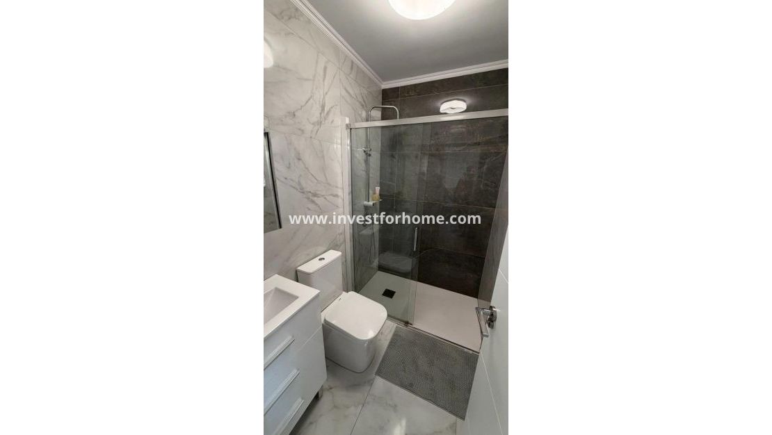 Reventa - Apartamento - Torrevieja - Playa de los Locos