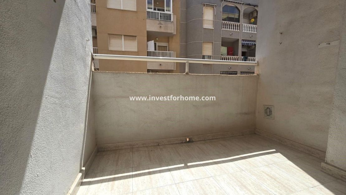 Reventa - Apartamento - Torrevieja - Playa de los Locos