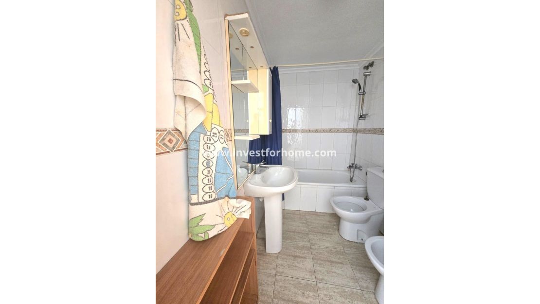 Reventa - Apartamento - Torrevieja - Playa de los Locos