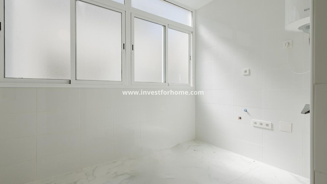 Reventa - Apartamento - Torrevieja - Playa del Acequión