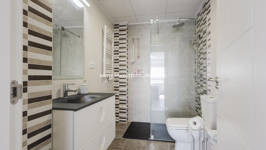 Reventa - Apartamento - Torrevieja - Playa del Acequión