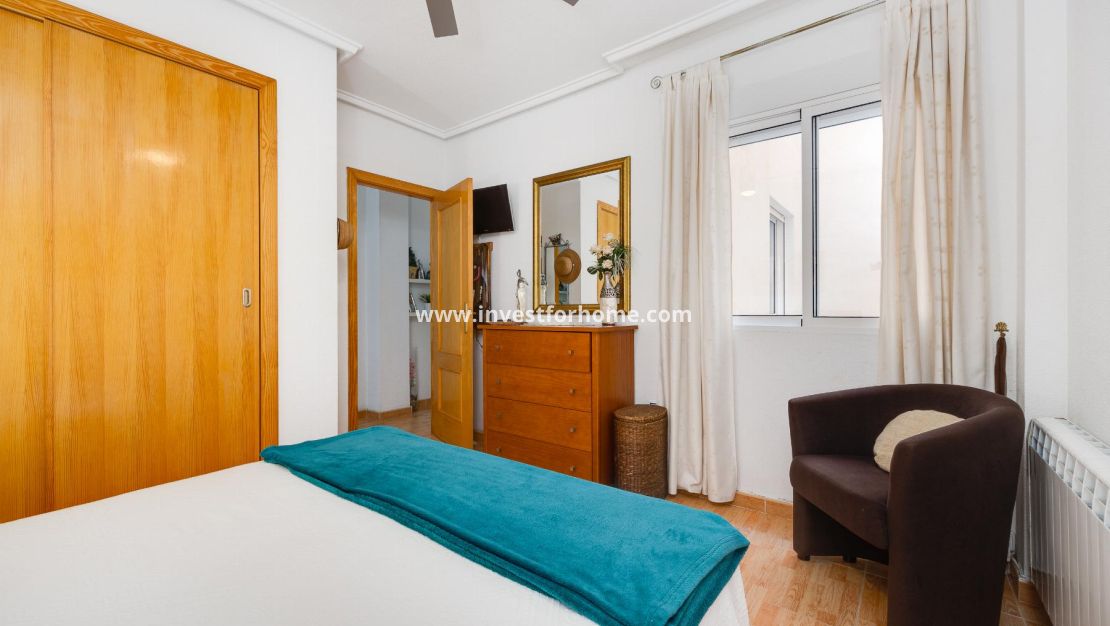 Reventa - Apartamento - Torrevieja - Playa del Acequión