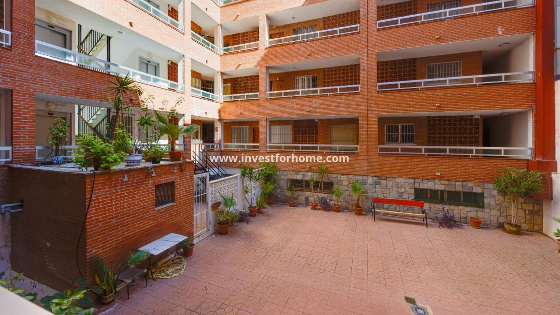 Reventa - Apartamento - Torrevieja - Playa del Acequión