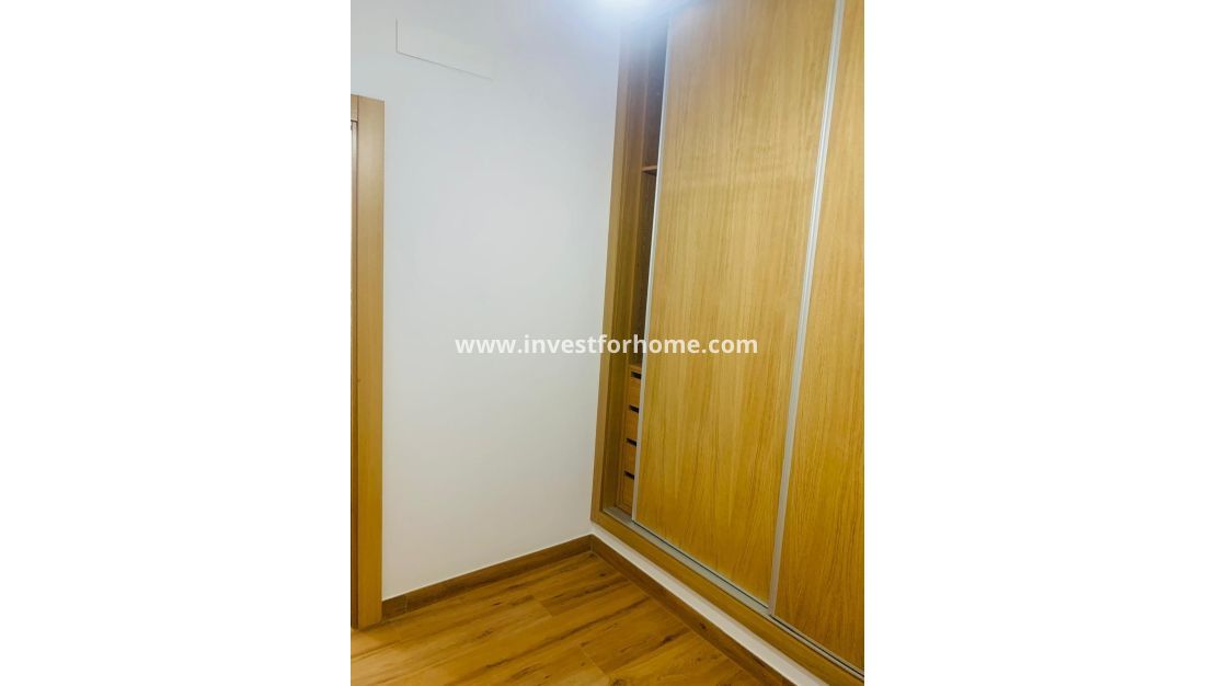 Reventa - Apartamento - Torrevieja - Playa del Cura