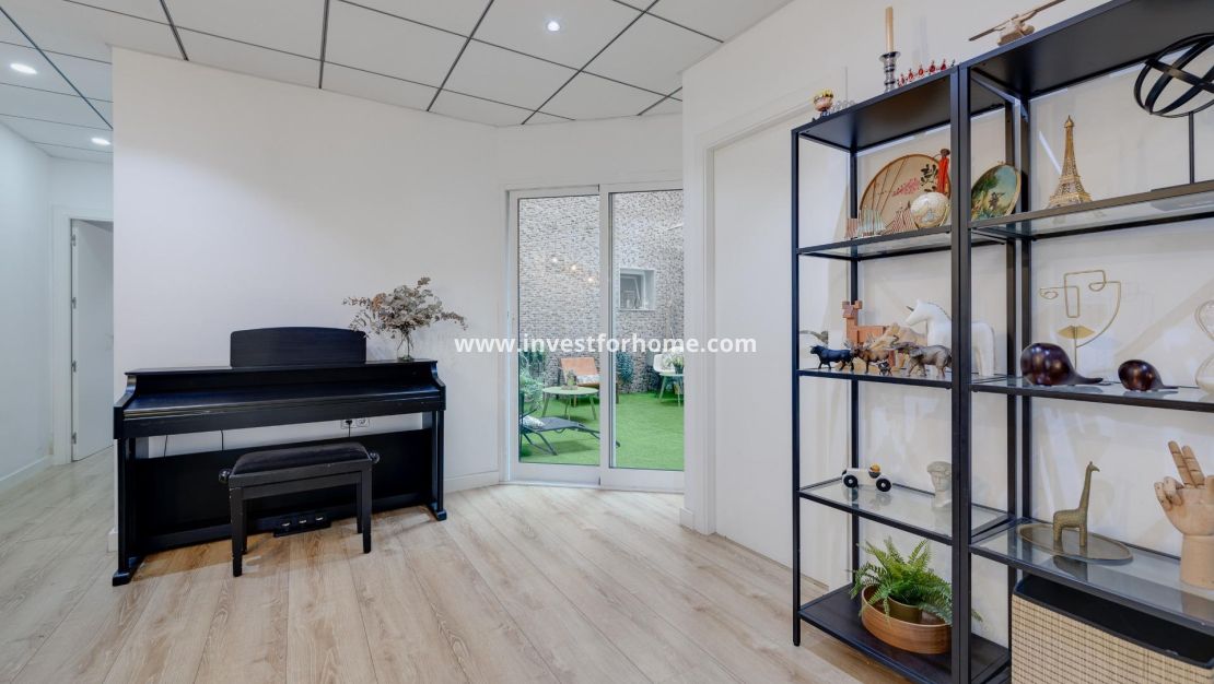 Reventa - Apartamento - Torrevieja - Playa del Cura