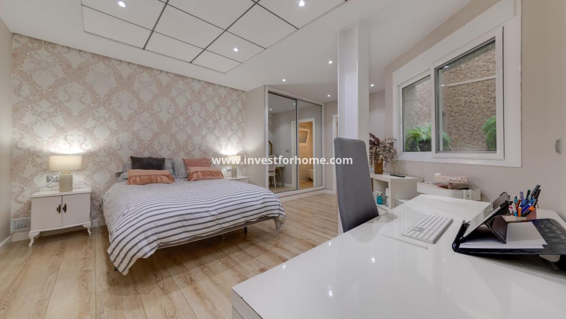 Reventa - Apartamento - Torrevieja - Playa del Cura