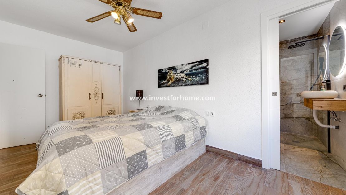 Reventa - Apartamento - Torrevieja - Playa del Cura