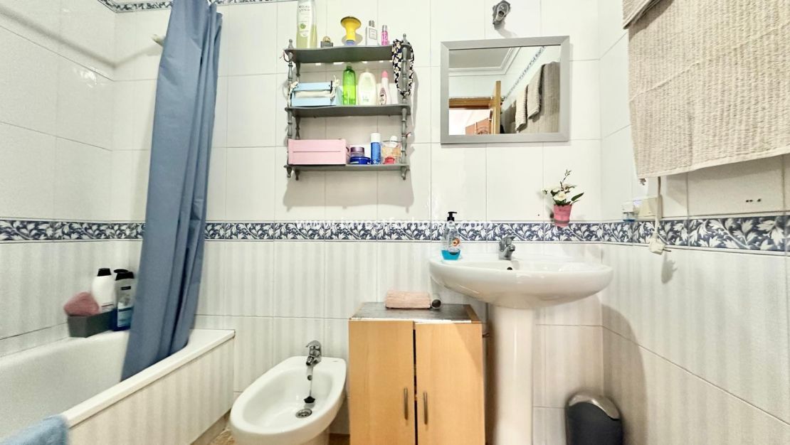 Reventa - Apartamento - Torrevieja - Playa del Cura