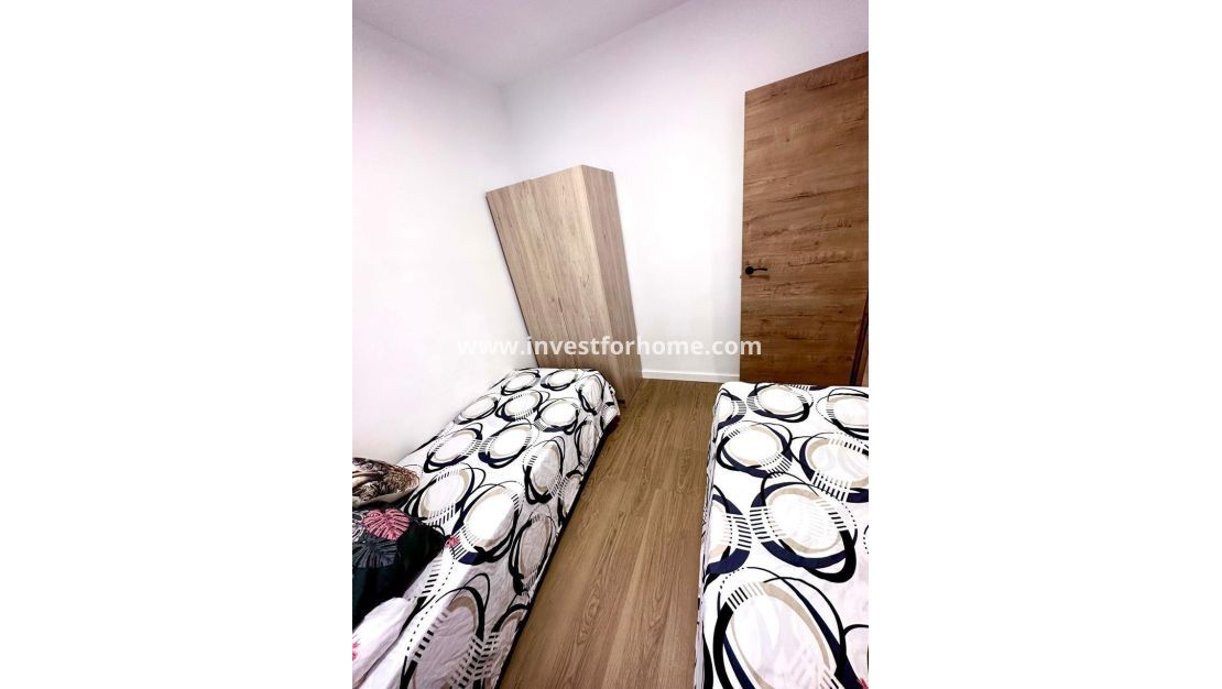 Reventa - Apartamento - Torrevieja - Playa del Cura