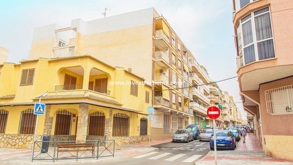 Reventa - Apartamento - Torrevieja - Playa del Cura