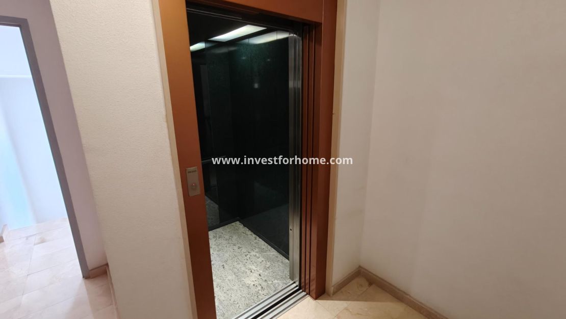 Reventa - Apartamento - Torrevieja - Playa del Cura