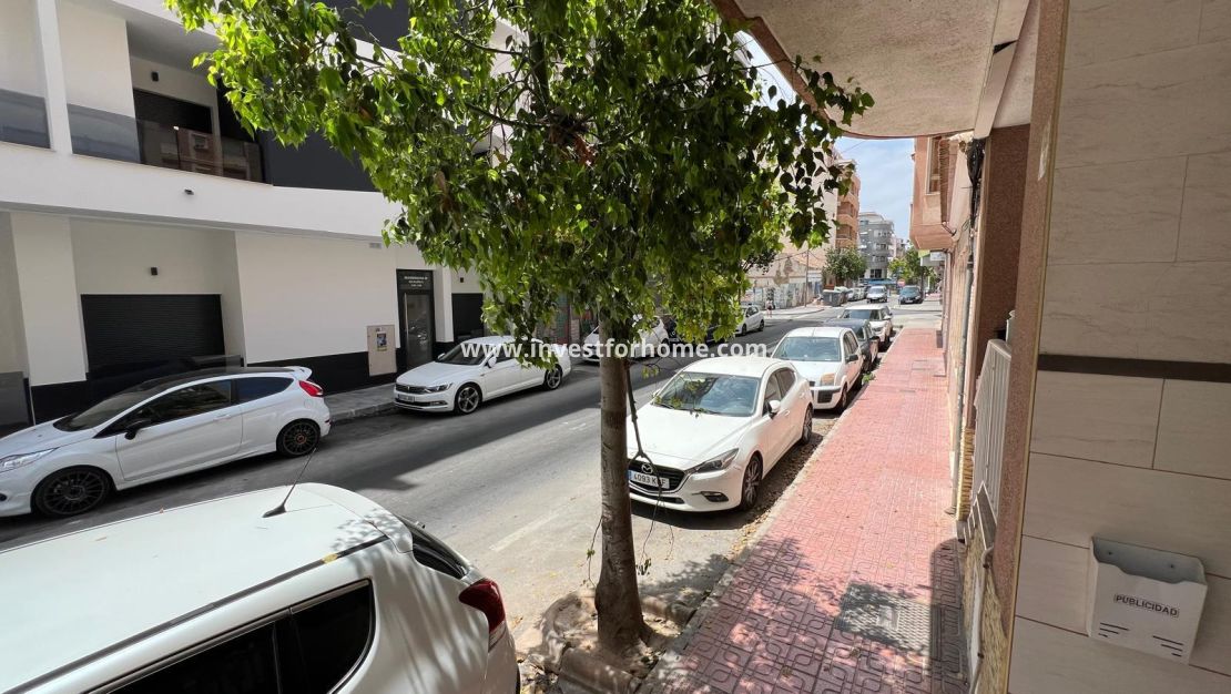 Reventa - Apartamento - Torrevieja - Playa del Cura