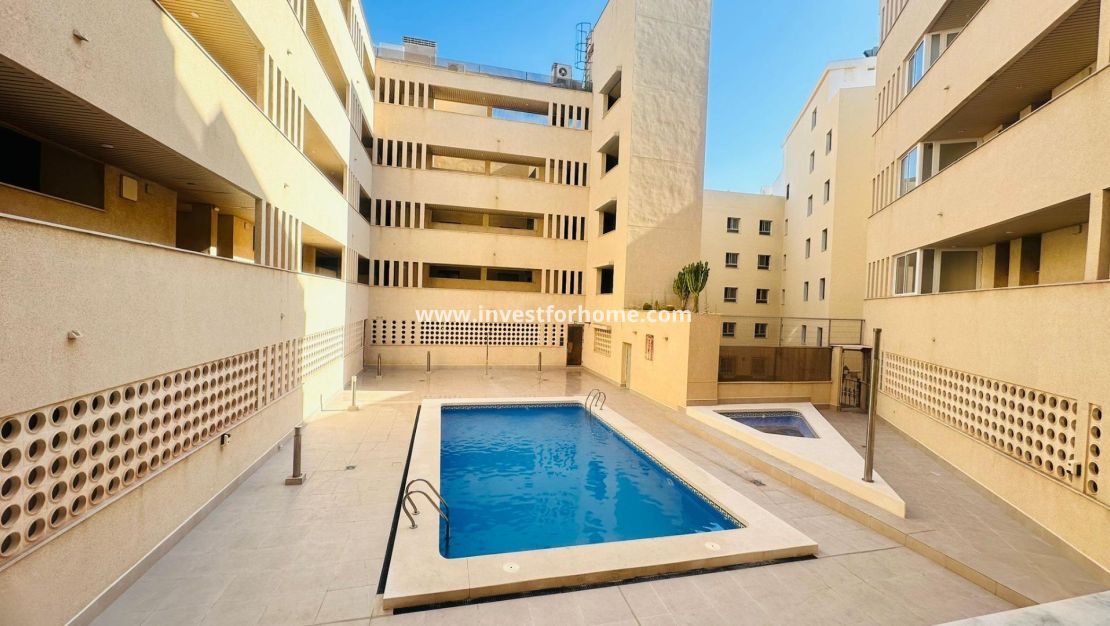 Reventa - Apartamento - Torrevieja - Playa del Cura