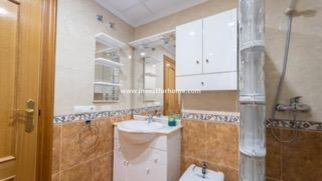 Reventa - Apartamento - Torrevieja - Playa del Cura