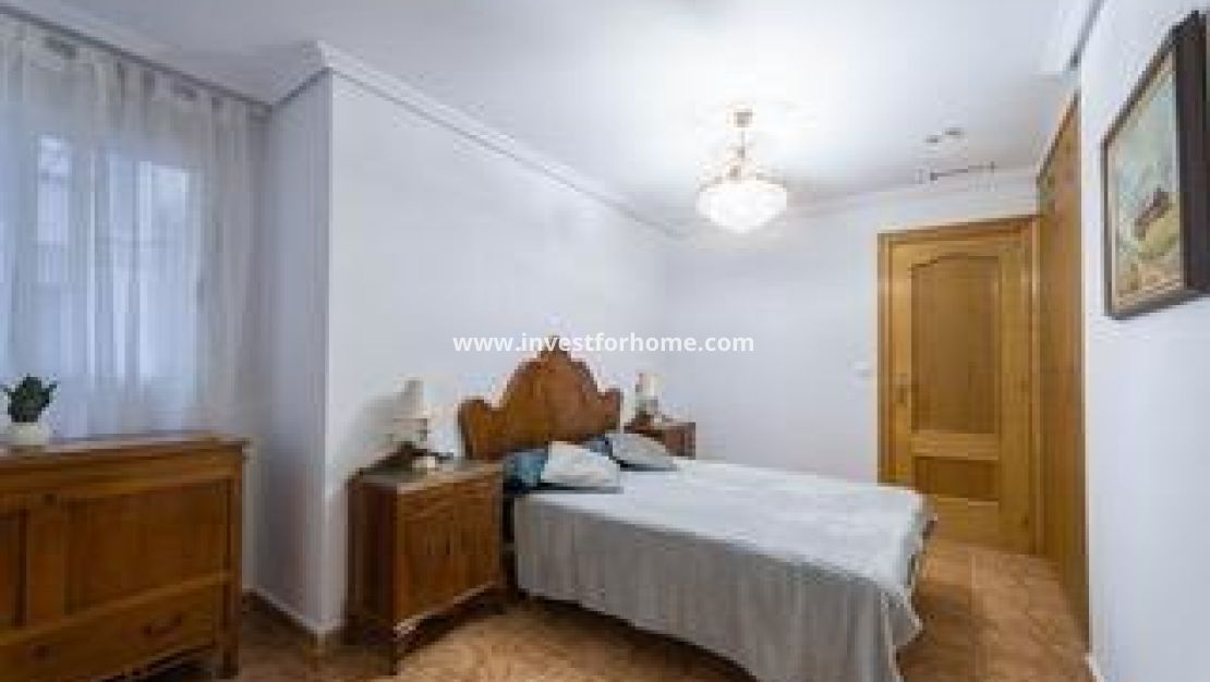 Reventa - Apartamento - Torrevieja - Playa del Cura