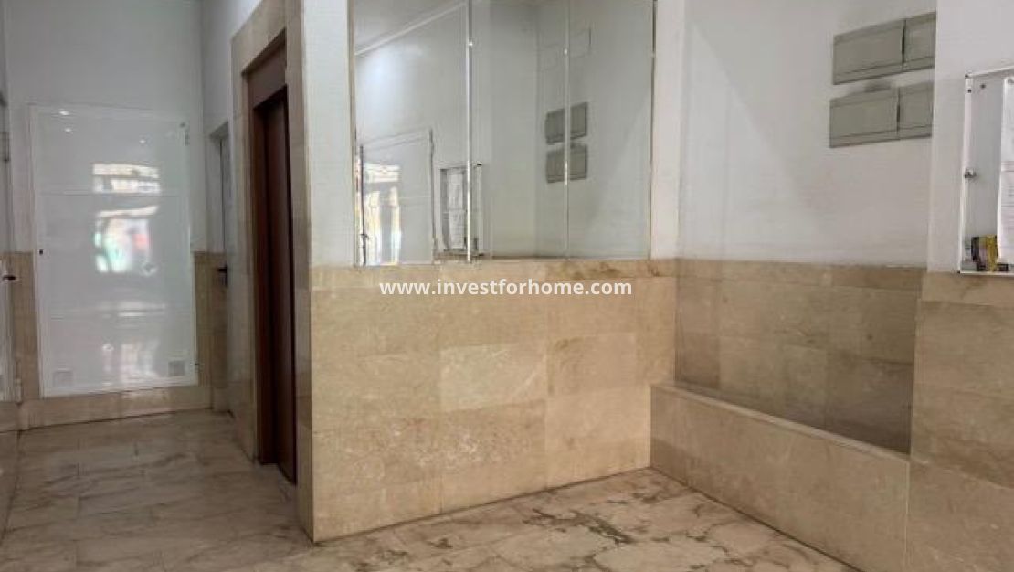 Reventa - Apartamento - Torrevieja - Playa del Cura