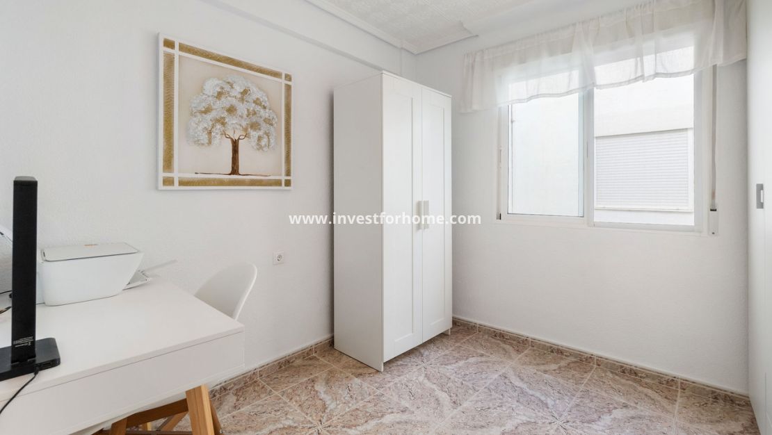 Reventa - Apartamento - Torrevieja - Playa del Cura