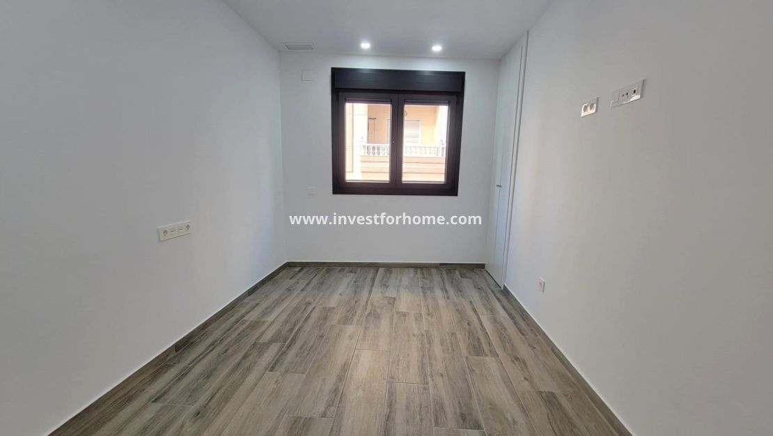 Reventa - Apartamento - Torrevieja - Playa del Cura