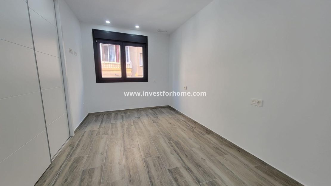 Reventa - Apartamento - Torrevieja - Playa del Cura
