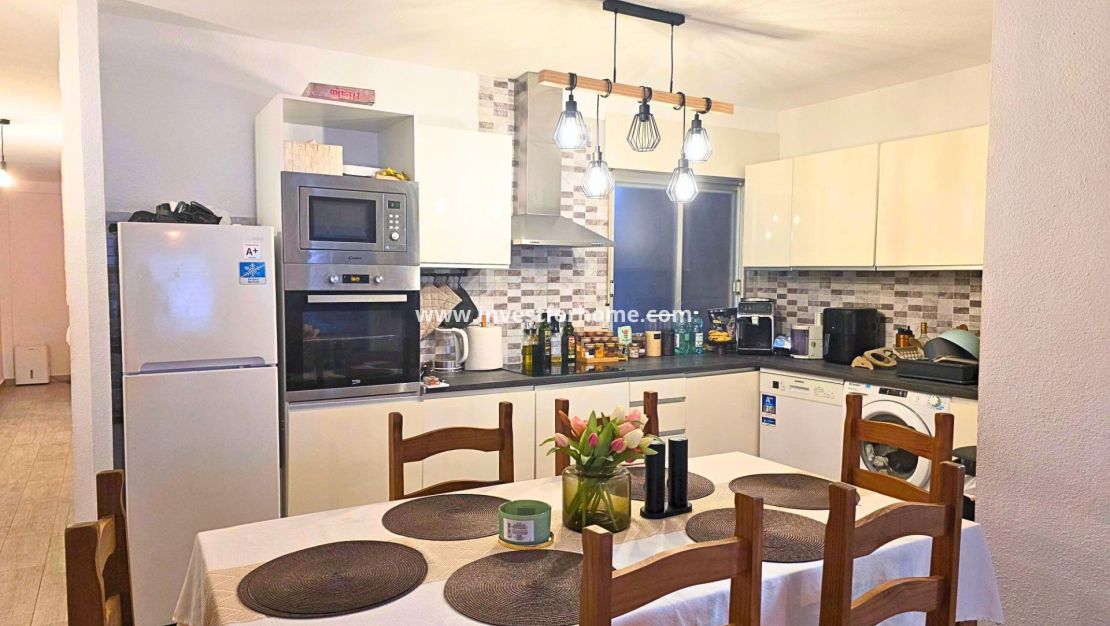 Reventa - Apartamento - Torrevieja - Playa del Cura