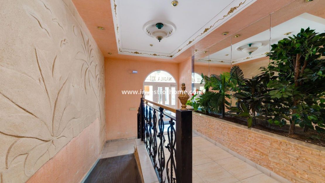 Reventa - Apartamento - Torrevieja - Playa del Cura