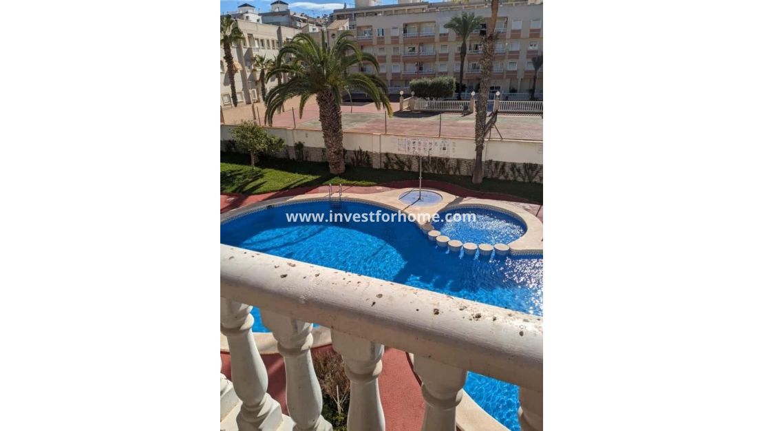 Reventa - Apartamento - Torrevieja - Playa del Cura