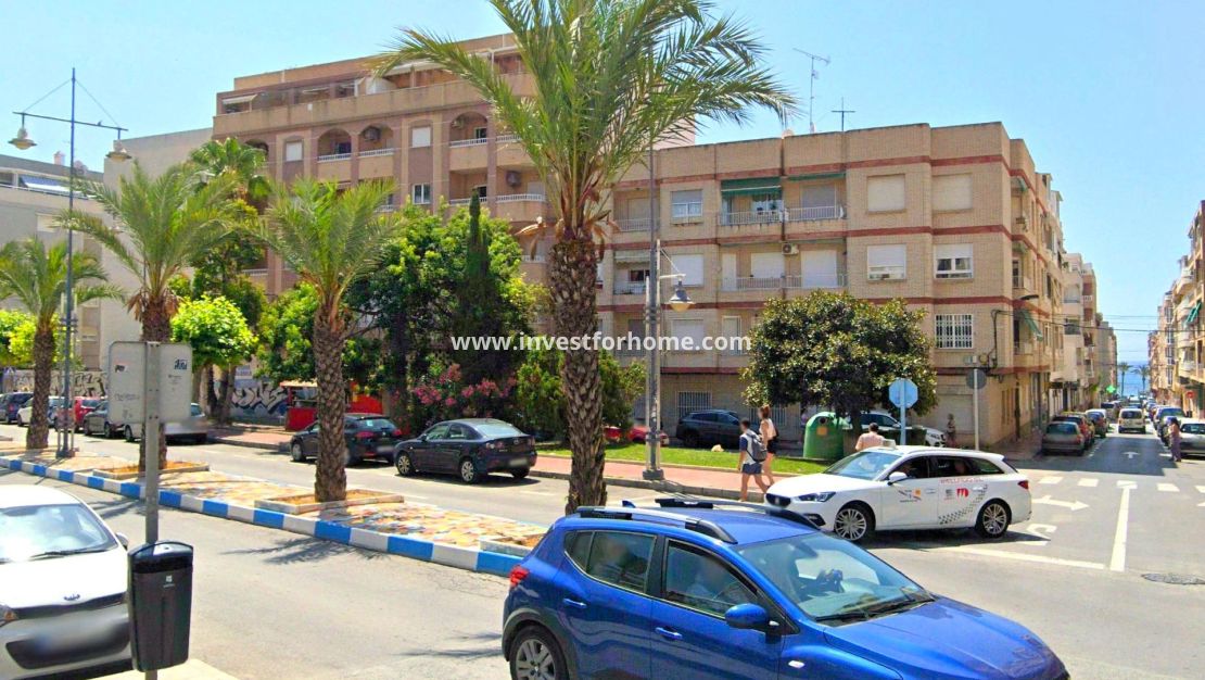 Reventa - Apartamento - Torrevieja - Playa del Cura