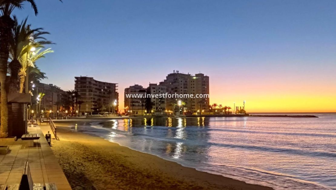 Reventa - Apartamento - Torrevieja - Playa del Cura