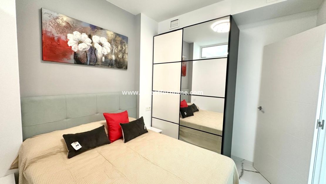 Reventa - Apartamento - Torrevieja - Playa del Cura