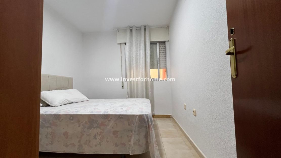 Reventa - Apartamento - Torrevieja - Playa del Cura