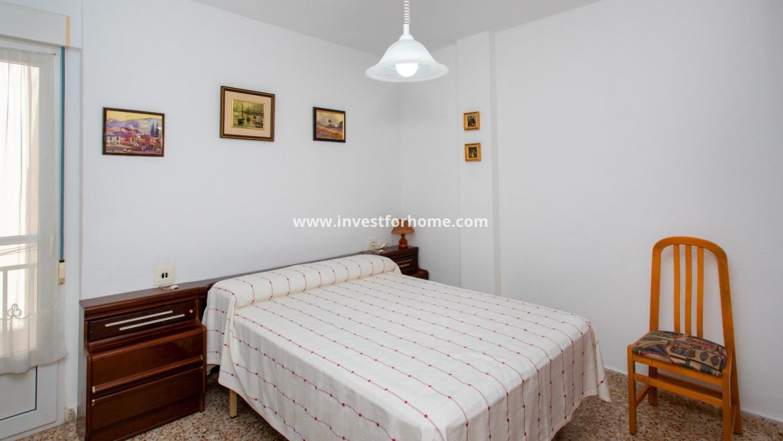 Reventa - Apartamento - Torrevieja - Playa del Cura