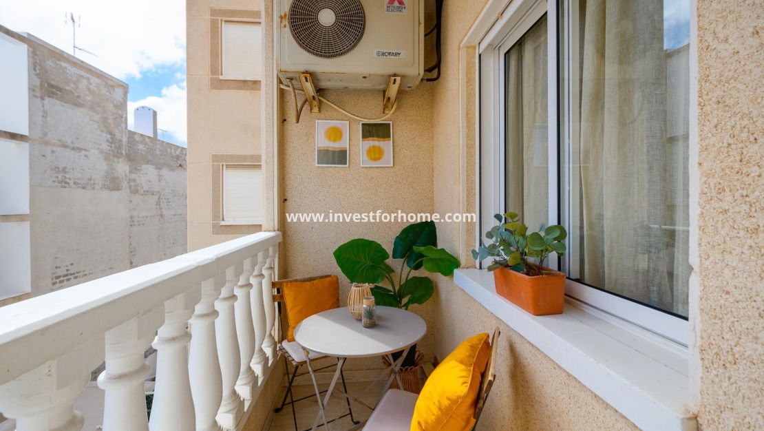 Reventa - Apartamento - Torrevieja - Playa del Cura