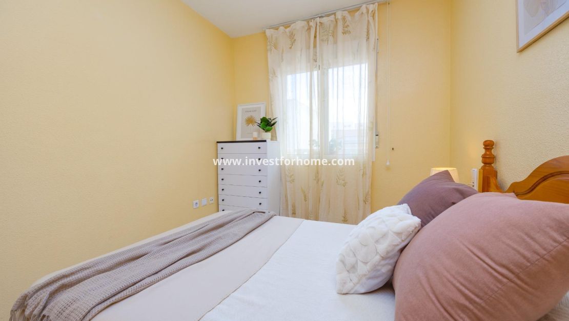 Reventa - Apartamento - Torrevieja - Playa del Cura