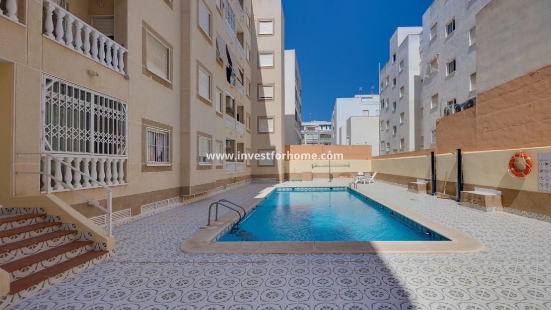 Reventa - Apartamento - Torrevieja - Playa del Cura