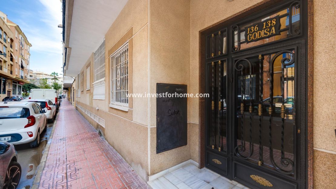 Reventa - Apartamento - Torrevieja - Playa del Cura