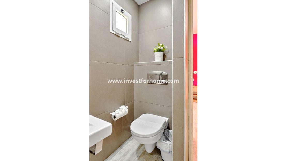 Reventa - Apartamento - Torrevieja - Playa del Cura