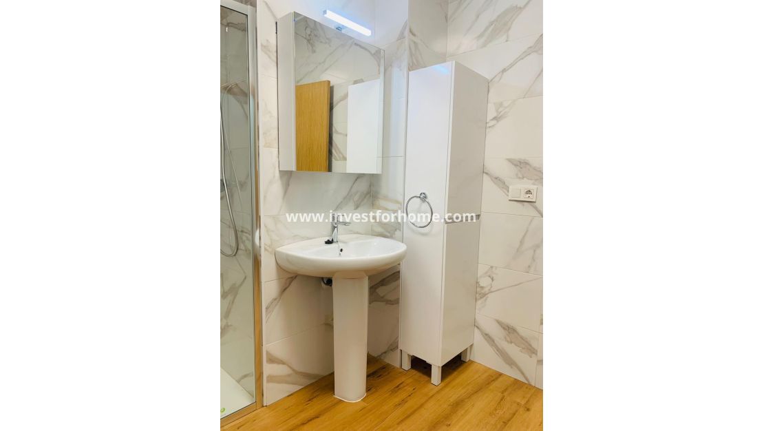 Reventa - Apartamento - Torrevieja - Playa del Cura