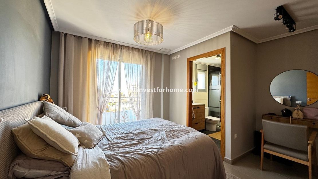 Reventa - Apartamento - Torrevieja - Playa del Cura