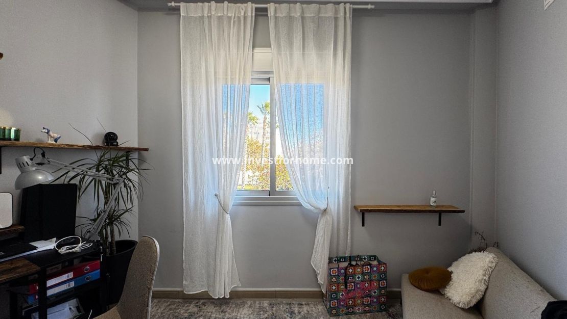 Reventa - Apartamento - Torrevieja - Playa del Cura