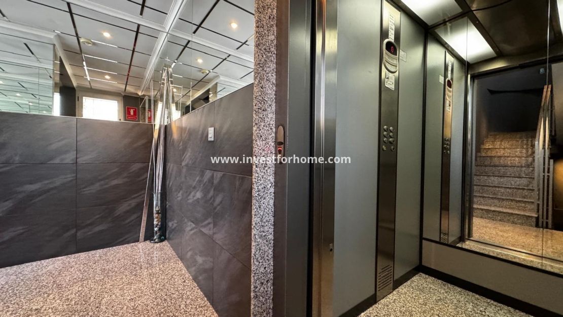 Reventa - Apartamento - Torrevieja - Playa del Cura