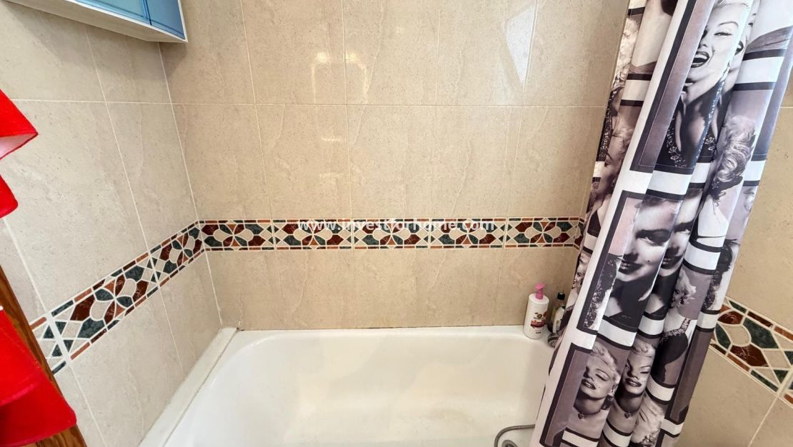 Reventa - Apartamento - Torrevieja - Playa del Cura