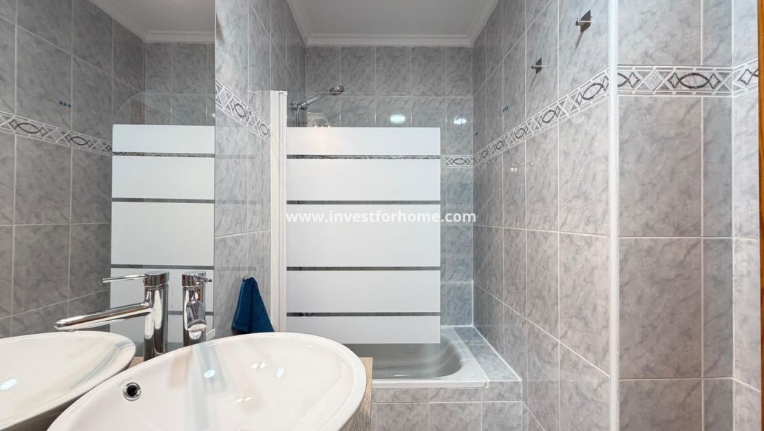 Reventa - Apartamento - Torrevieja - Playa del Cura