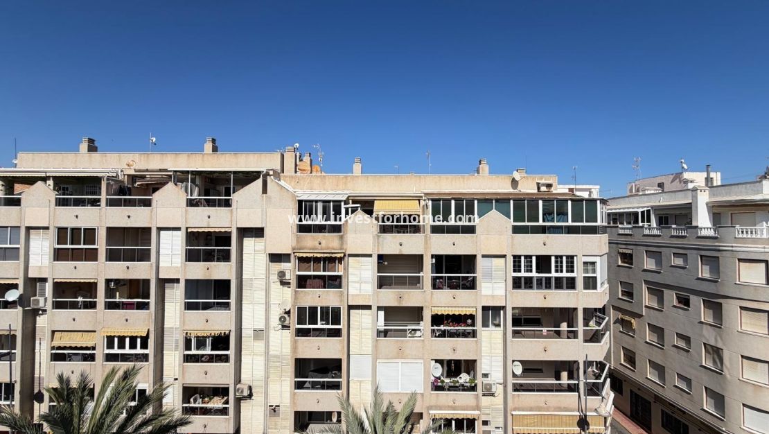 Reventa - Apartamento - Torrevieja - Playa del Cura