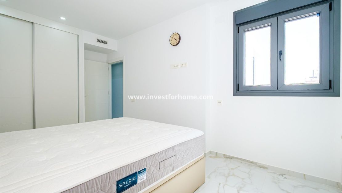 Reventa - Apartamento - Torrevieja - Playa del Cura