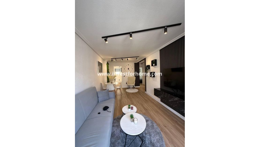 Reventa - Apartamento - Torrevieja - Playa del Cura