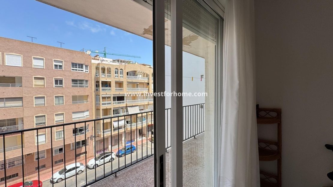Reventa - Apartamento - Torrevieja - Playa del Cura