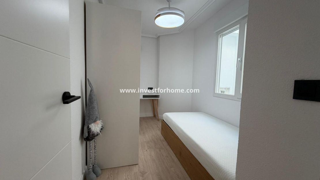 Reventa - Apartamento - Torrevieja - Playa del Cura