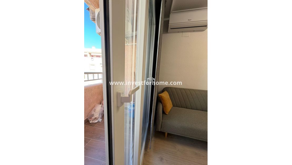 Reventa - Apartamento - Torrevieja - Playa del Cura